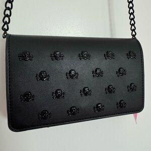 NWT Betsy Johnson Black Skull Crossbody